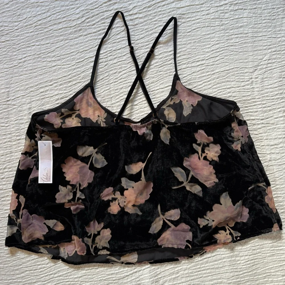 Chelsea28 chic luxurious velvet